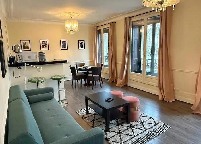 Superbe 17th - Place Pereire Paris